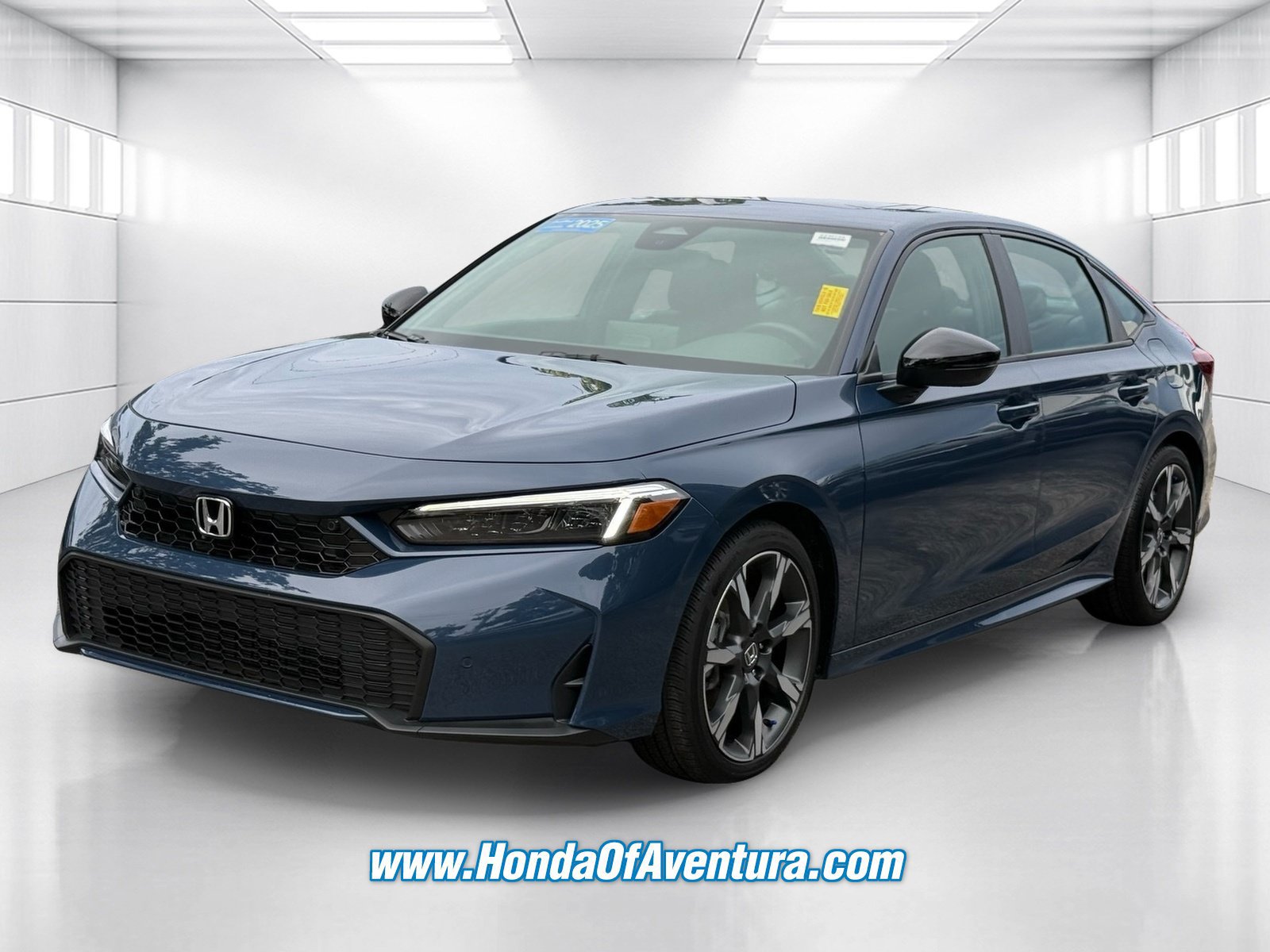 Certified 2025 Honda Civic Sport image 3