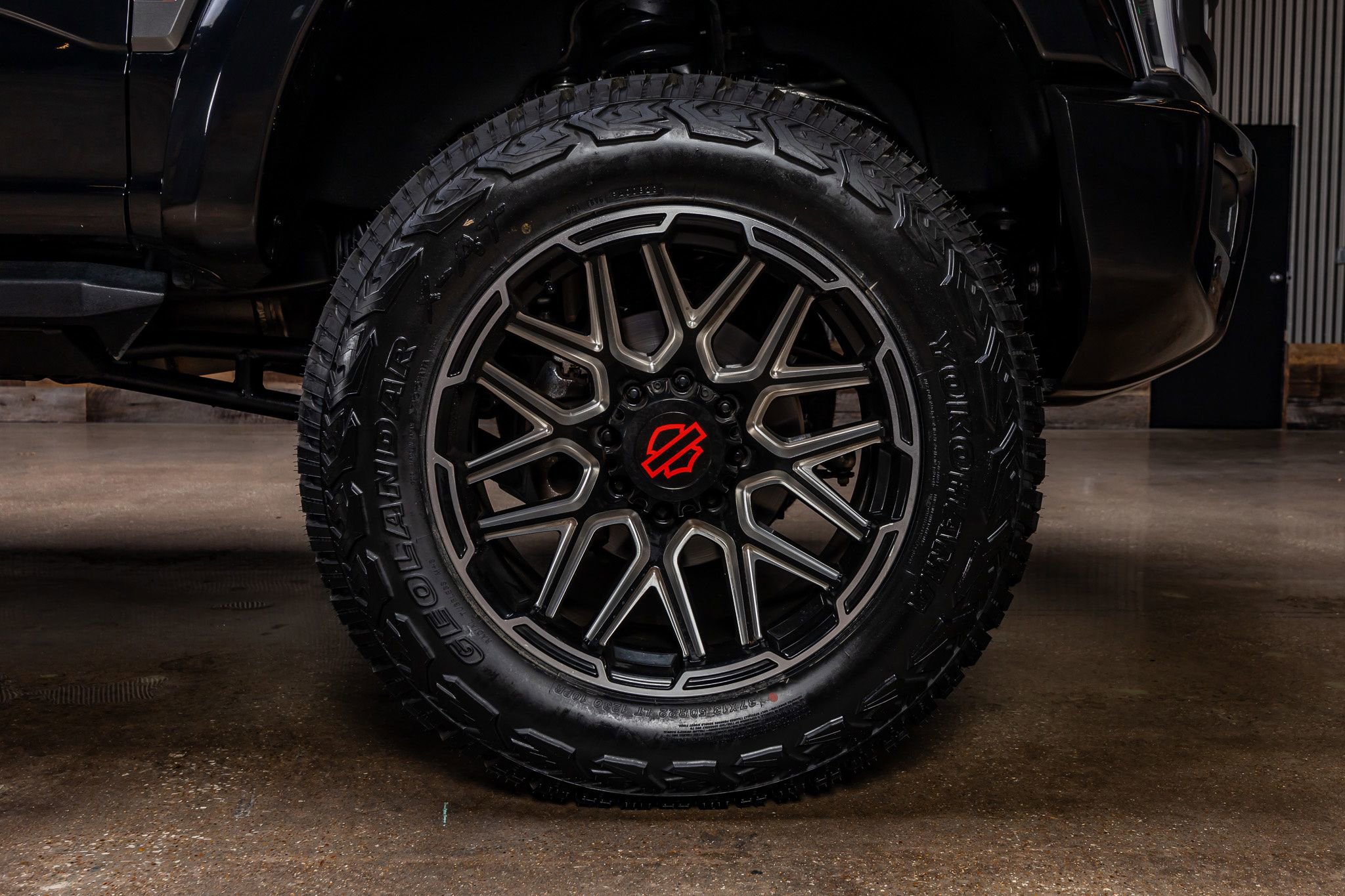 Used 2023 Ford F250 Lariat w/ Lariat Ultimate Package image 11