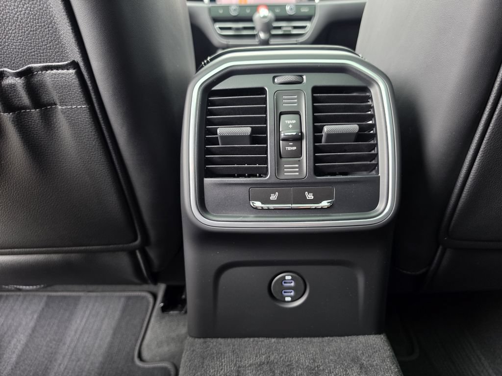 New 2026 Porsche Macan S AWD/4WD image 19