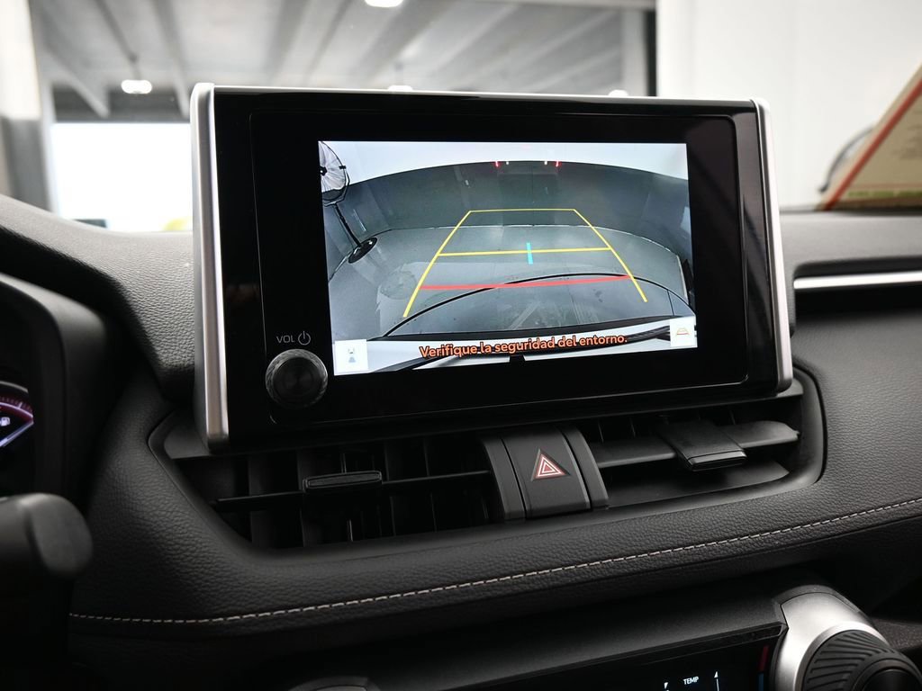 Used 2023 Toyota RAV4 LE image 18