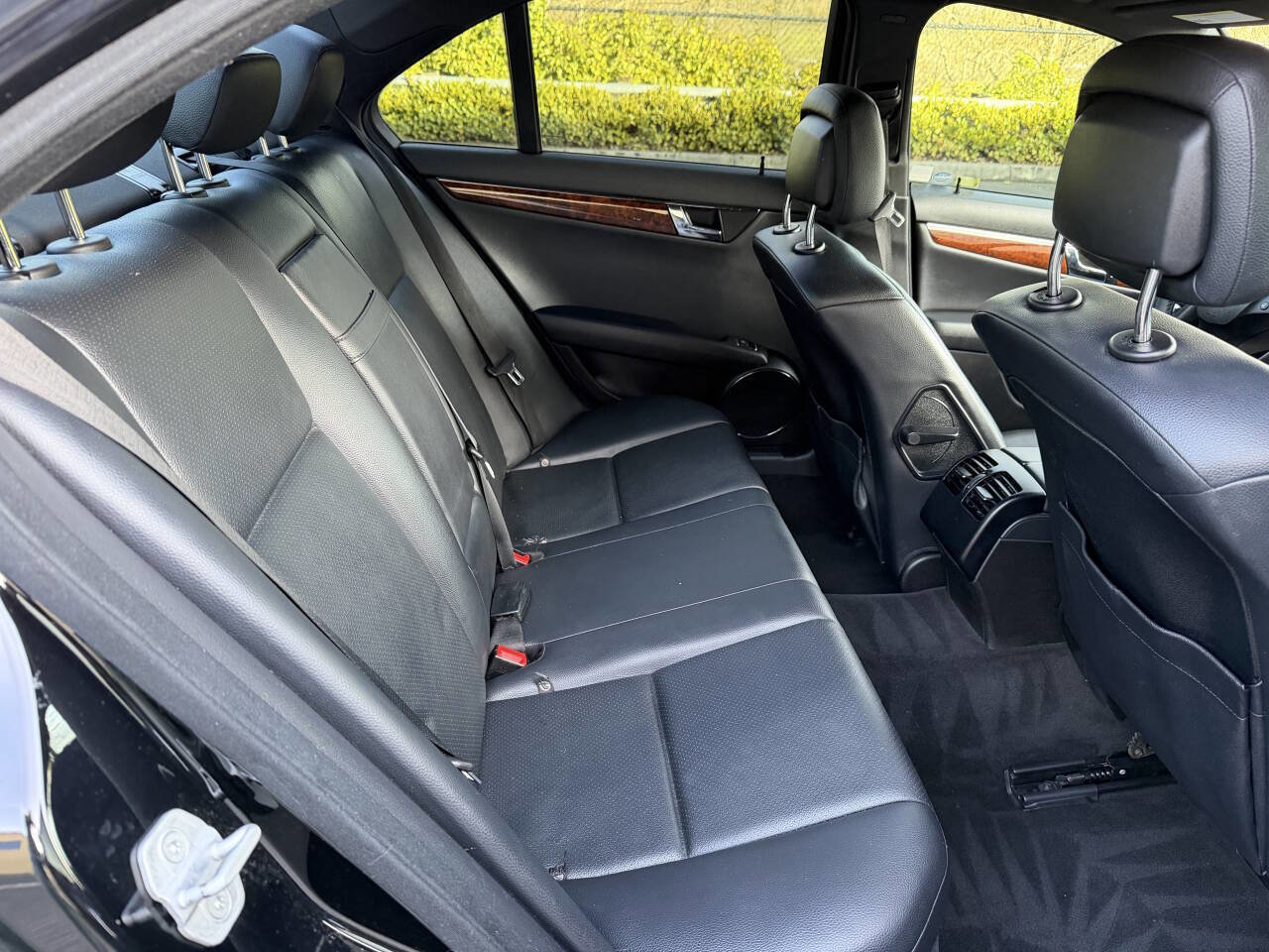 Used 2011 Mercedes-Benz C 300 4MATIC Sedan image 20