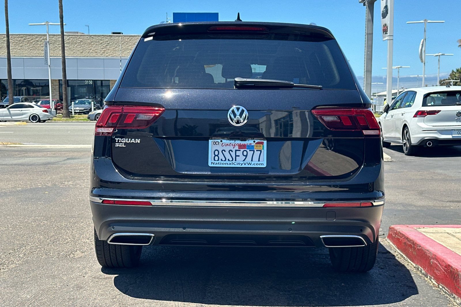 Used 2020 Volkswagen Tiguan SEL FWD image 5
