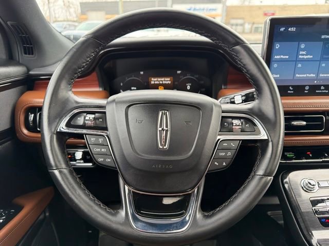 Used 2023 Lincoln Nautilus Reserve image 18