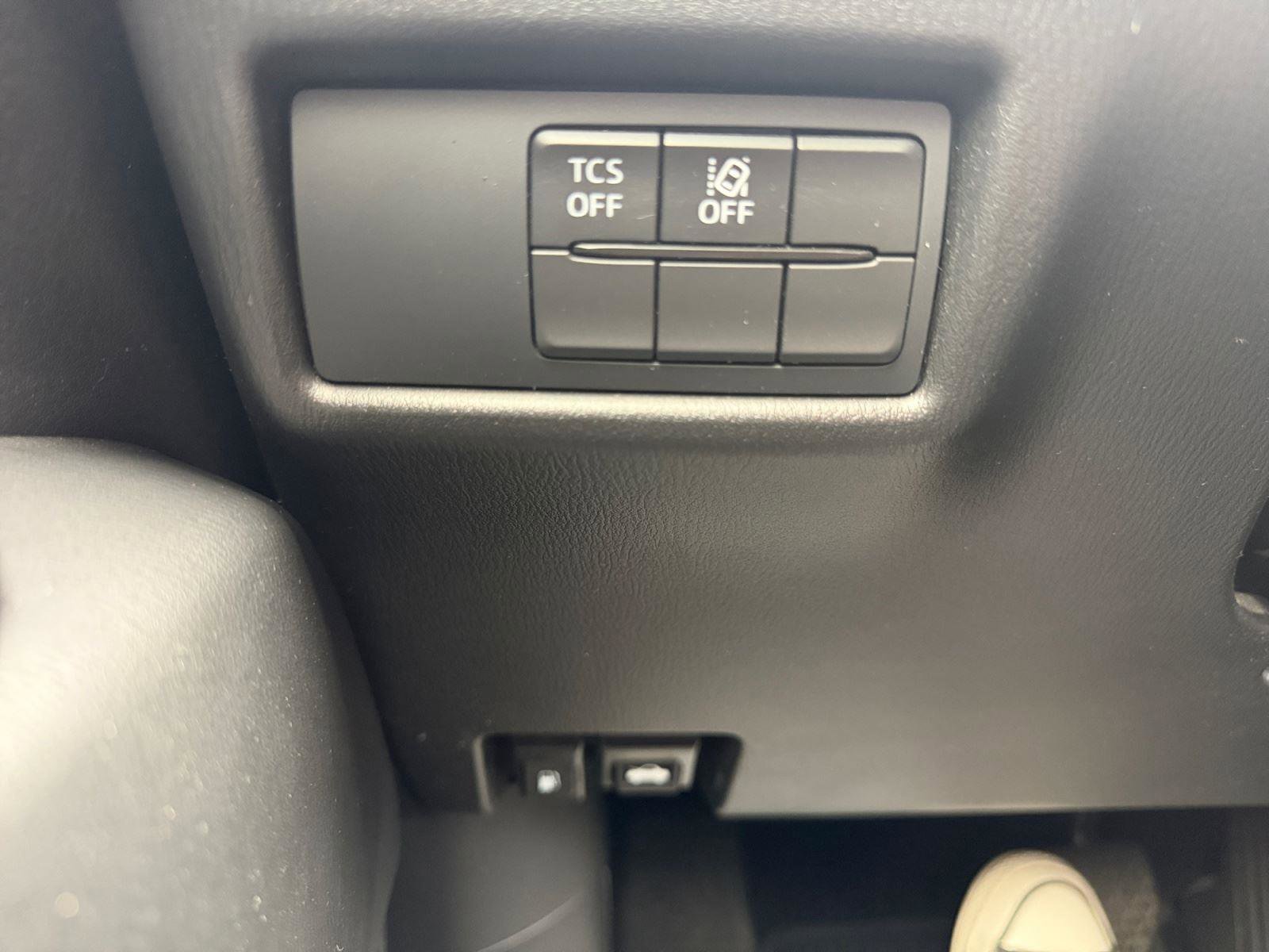 Used 2019 MAZDA CX-5 Touring image 23