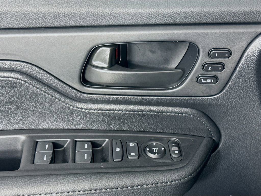 Used 2026 Honda Odyssey EX-L image 27