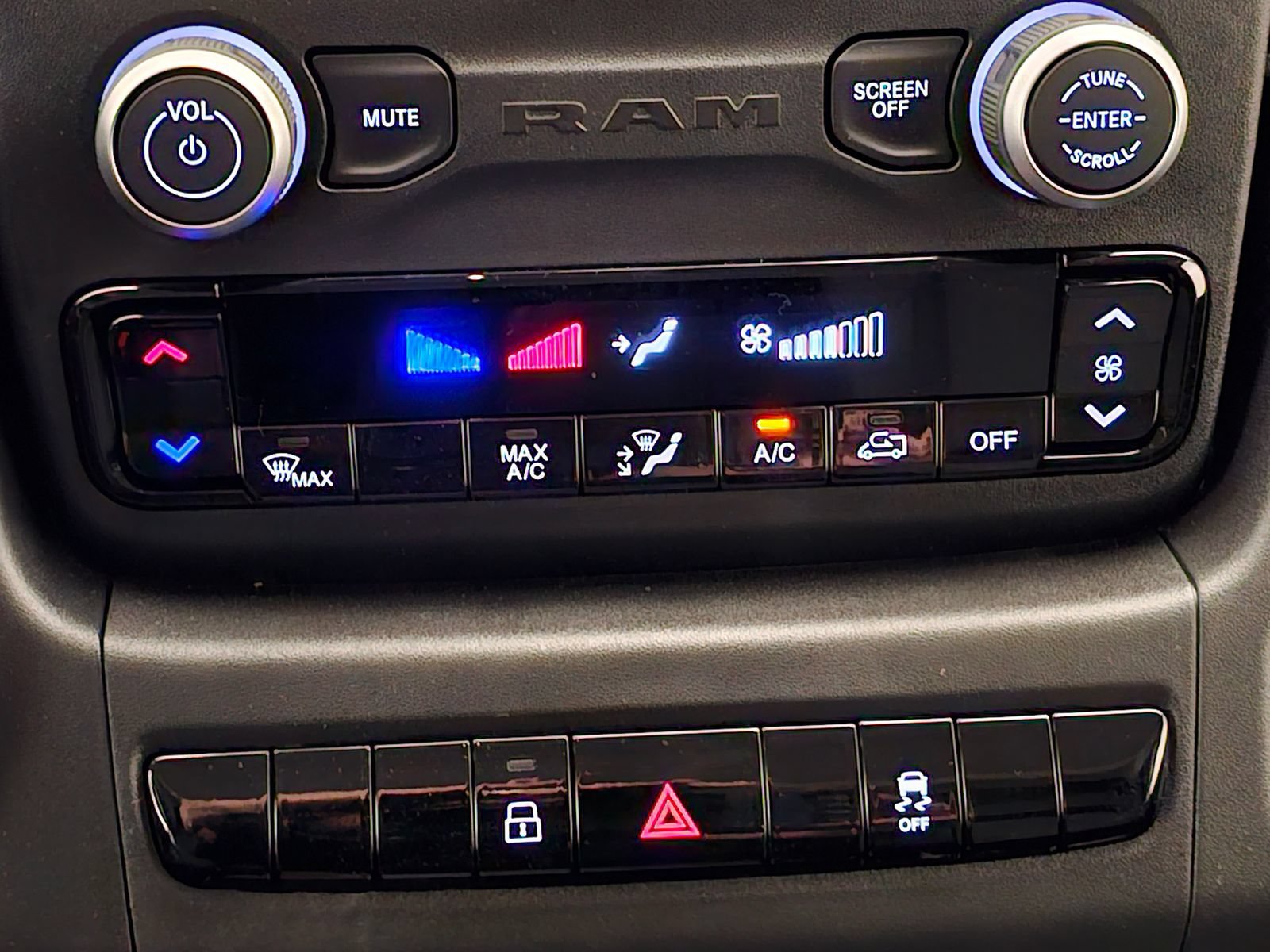 New 2026 RAM ProMaster 3500 FWD image 13