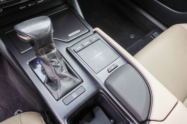 Used 2020 Lexus ES 350 w/ Premium Package image 22