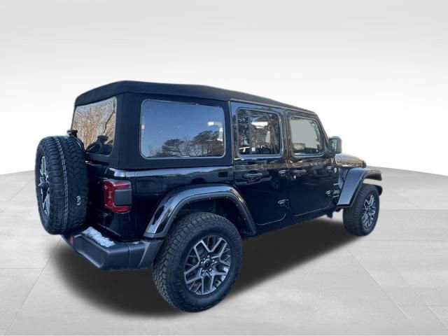 Used 2024 Jeep Wrangler Sahara image 7