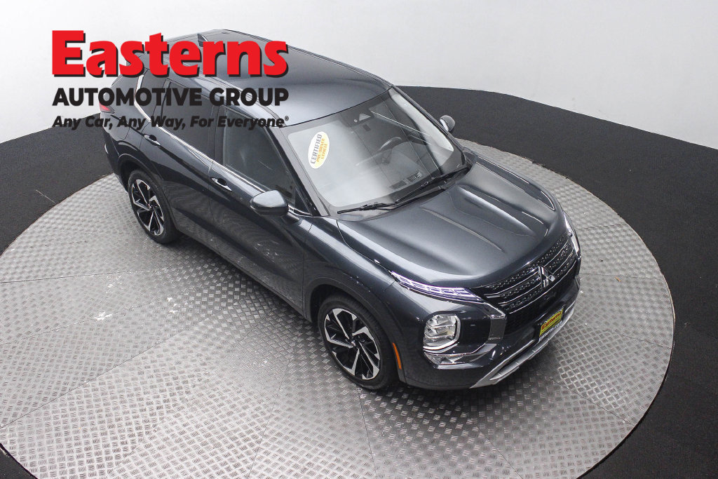 Used 2024 Mitsubishi Outlander SE AWD/4WD image 5