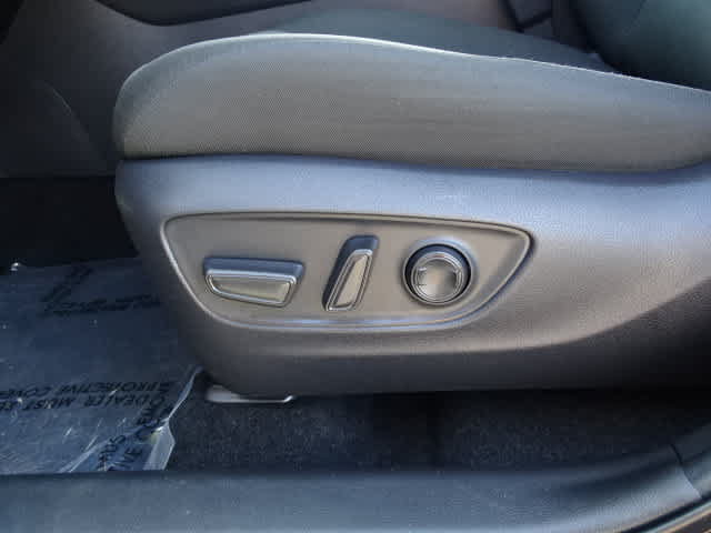 Certified 2025 Toyota RAV4 XLE w/ Convenience Package AWD/4WD image 17