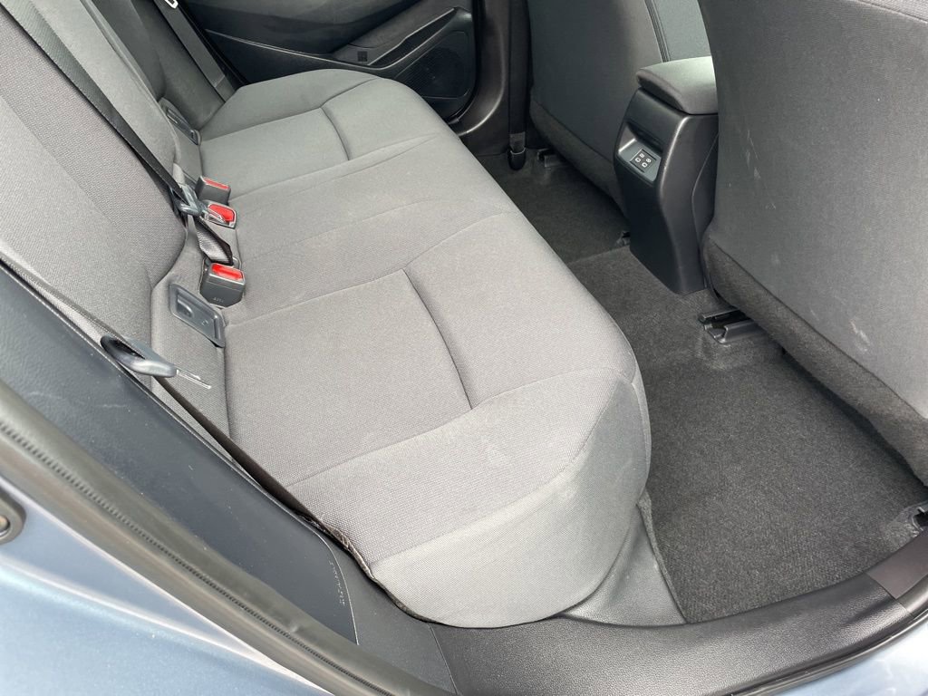 Used 2025 Toyota Corolla LE image 33