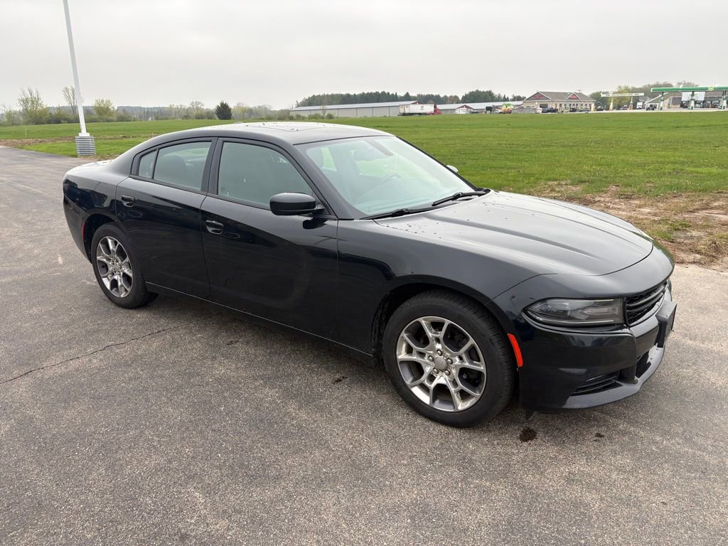 Used 2016 Dodge Charger SXT AWD/4WD image 2