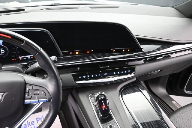 Used 2021 Cadillac Escalade Sport w/ Driver Assist Tech Package AWD/4WD image 24
