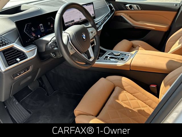 Used 2025 BMW X7 xDrive40i w/ Premium Package AWD/4WD image 2