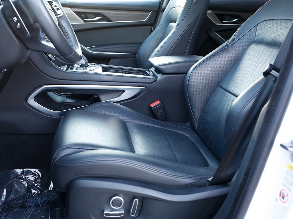 Used 2022 Jaguar F-PACE S image 28