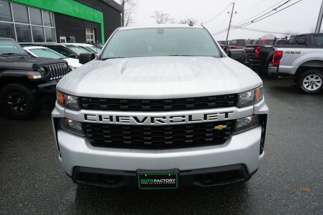 Used 2021 Chevrolet Silverado 1500 Custom image 3