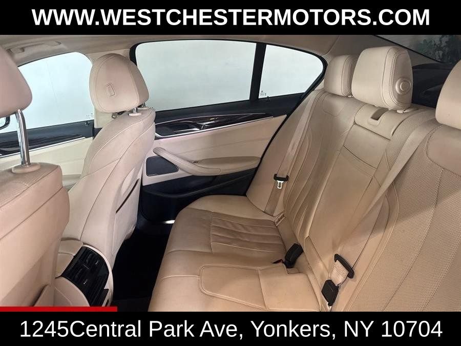 Used 2022 BMW 530e xDrive w/ Premium Package AWD/4WD image 28