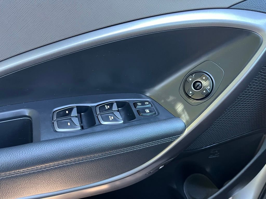 Used 2017 Hyundai Santa Fe Sport w/ Cargo Package image 25