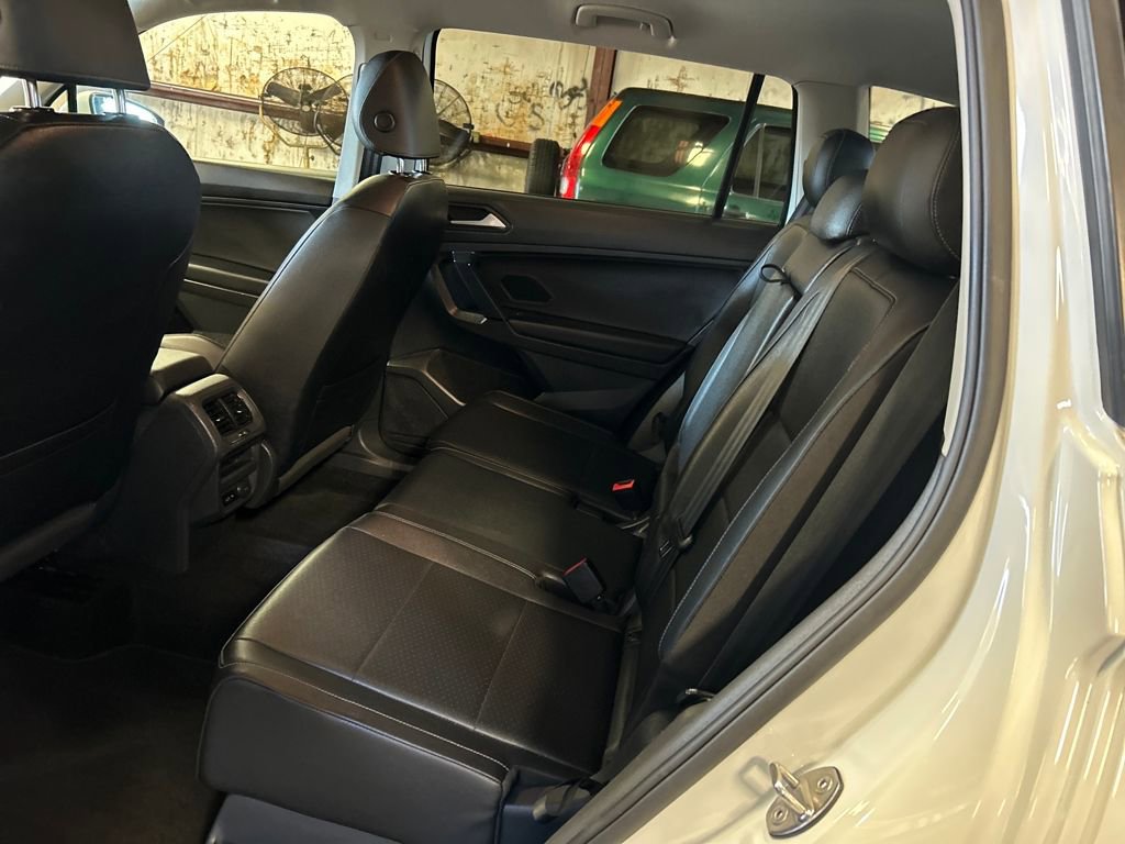 Used 2019 Volkswagen Tiguan SE image 25