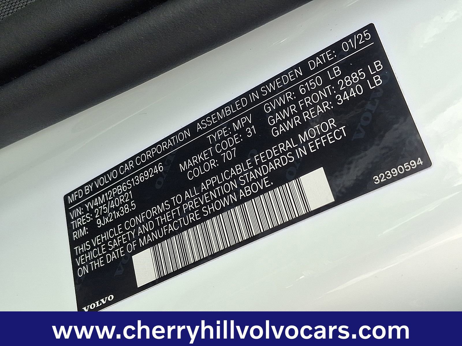 Certified 2025 Volvo XC90 B5 Plus image 28