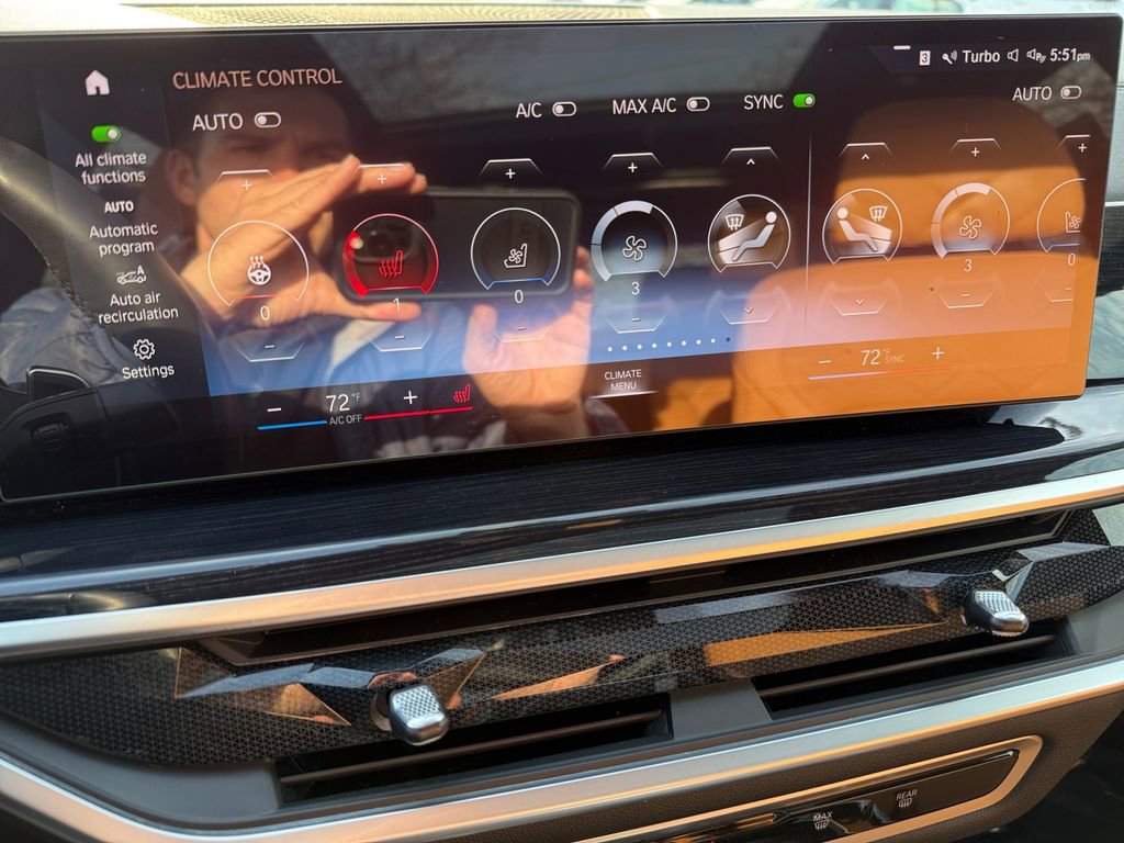 Certified 2023 BMW X7 xDrive40i w/ M Sport Package image 24