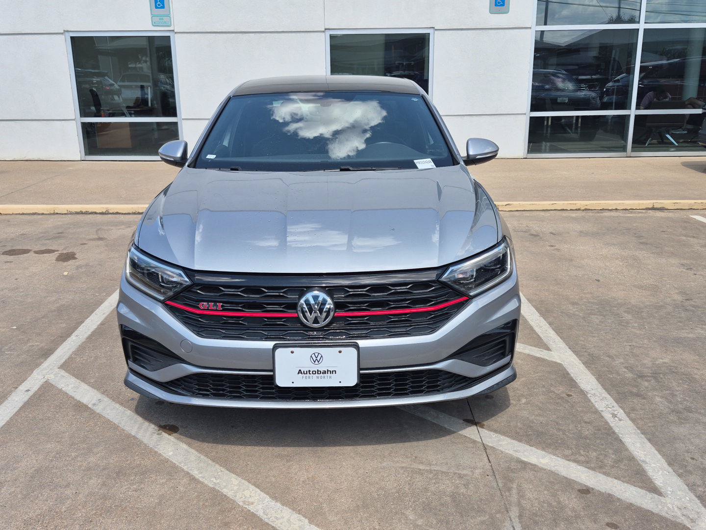Used 2019 Volkswagen Jetta GLI FWD image 2