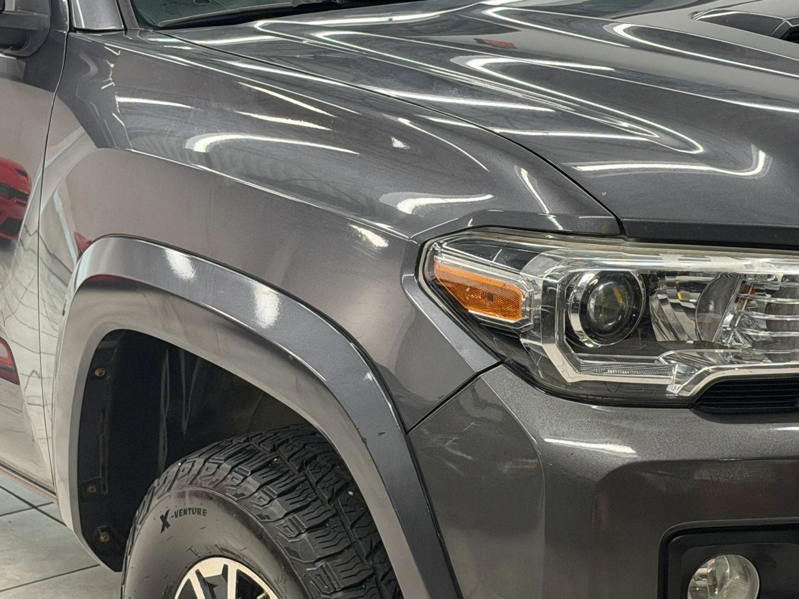 Used 2020 Toyota Tacoma TRD Sport AWD/4WD image 6