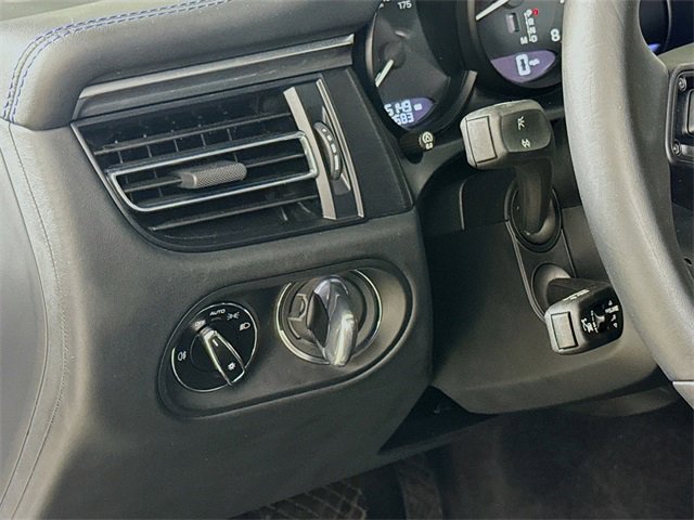 Used 2022 Porsche Macan GTS image 10