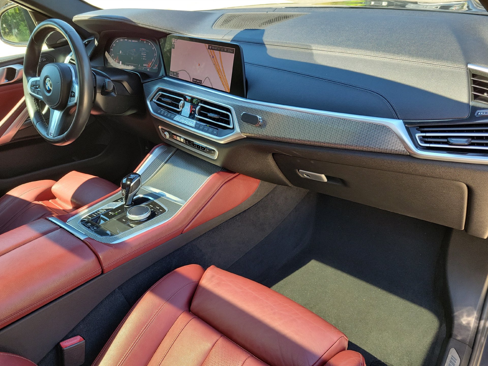 Used 2020 BMW X6 M50i AWD/4WD image 3