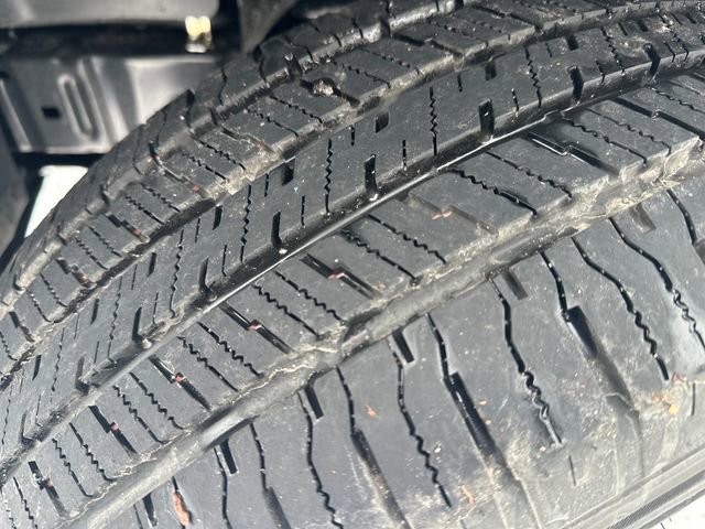 Used 2025 Nissan Frontier S w/ S Utility Package image 29