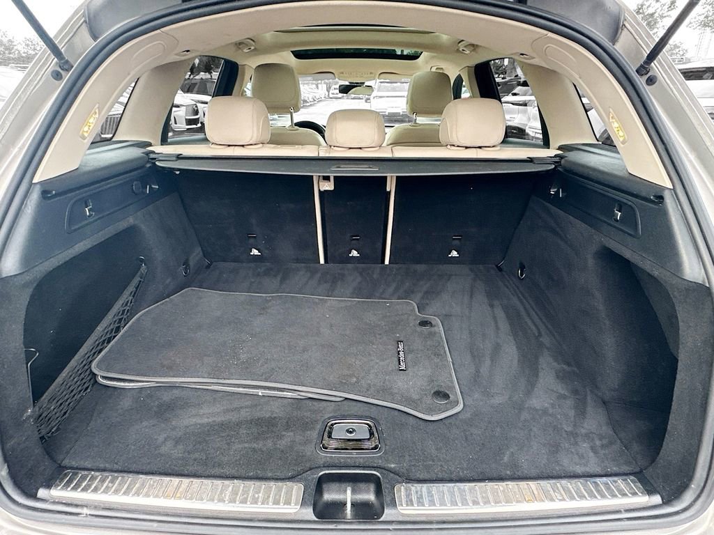 Used 2021 Mercedes-Benz GLC 300 w/ Premium Package image 26