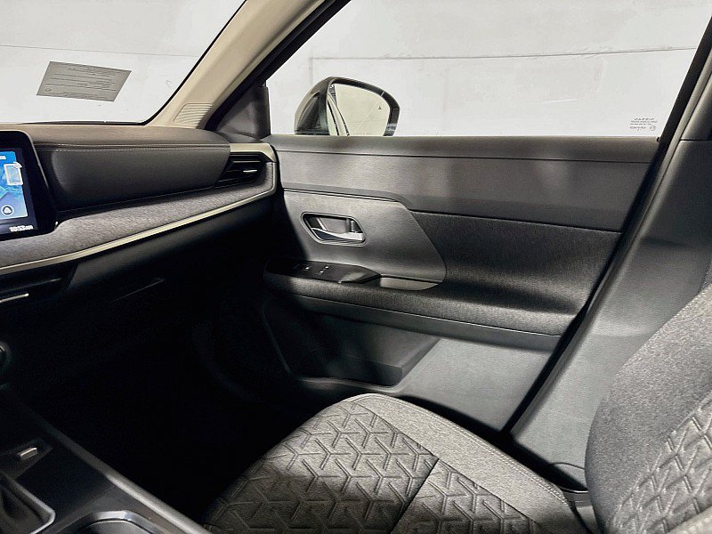 New 2026 Nissan Kicks SV w/ Cold Weather Package FWD image 23