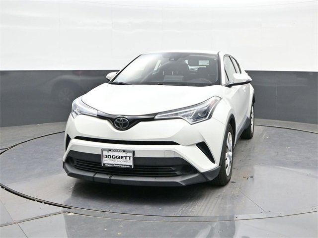 Used 2019 Toyota C-HR XLE image 26