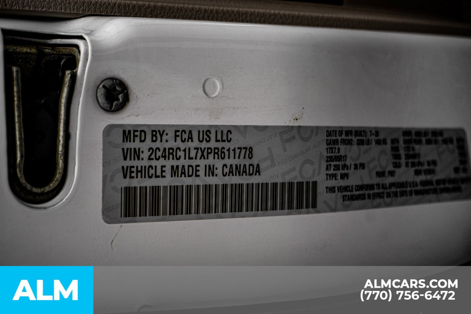 Used 2023 Chrysler Pacifica Touring-L image 60