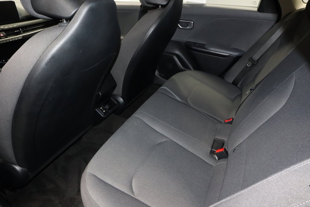 Used 2025 Kia K4 LX image 21