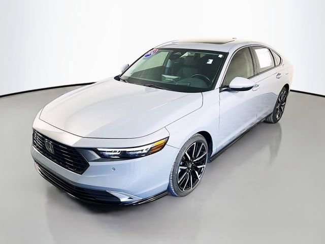 Used 2024 Honda Accord Touring image 4