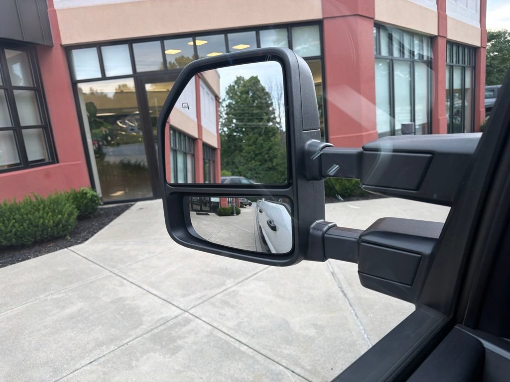 Used 2025 Ford F250 XLT AWD/4WD image 46