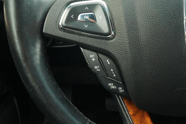 Used 2016 Lincoln MKX Reserve w/ Technology Package FWD image 15