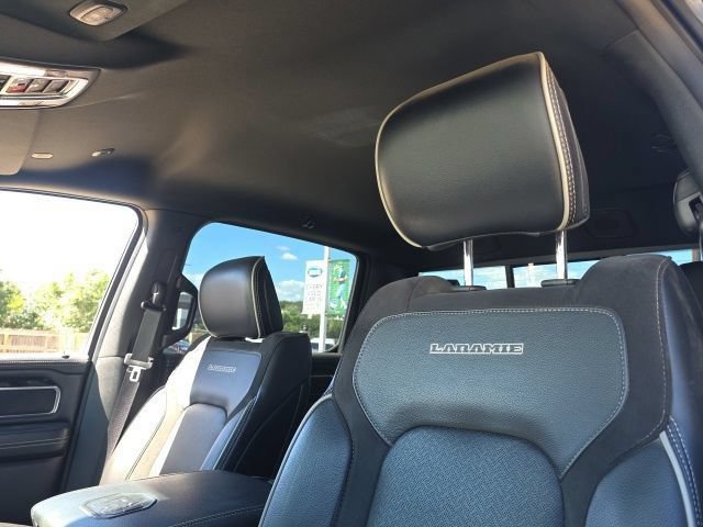 Used 2022 RAM 1500 Laramie w/ Sport Appearance Package AWD/4WD image 16