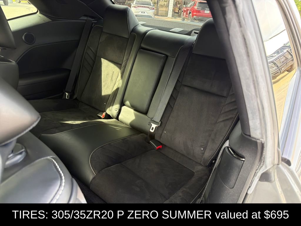Used 2019 Dodge Challenger SRT Hellcat Redeye image 13