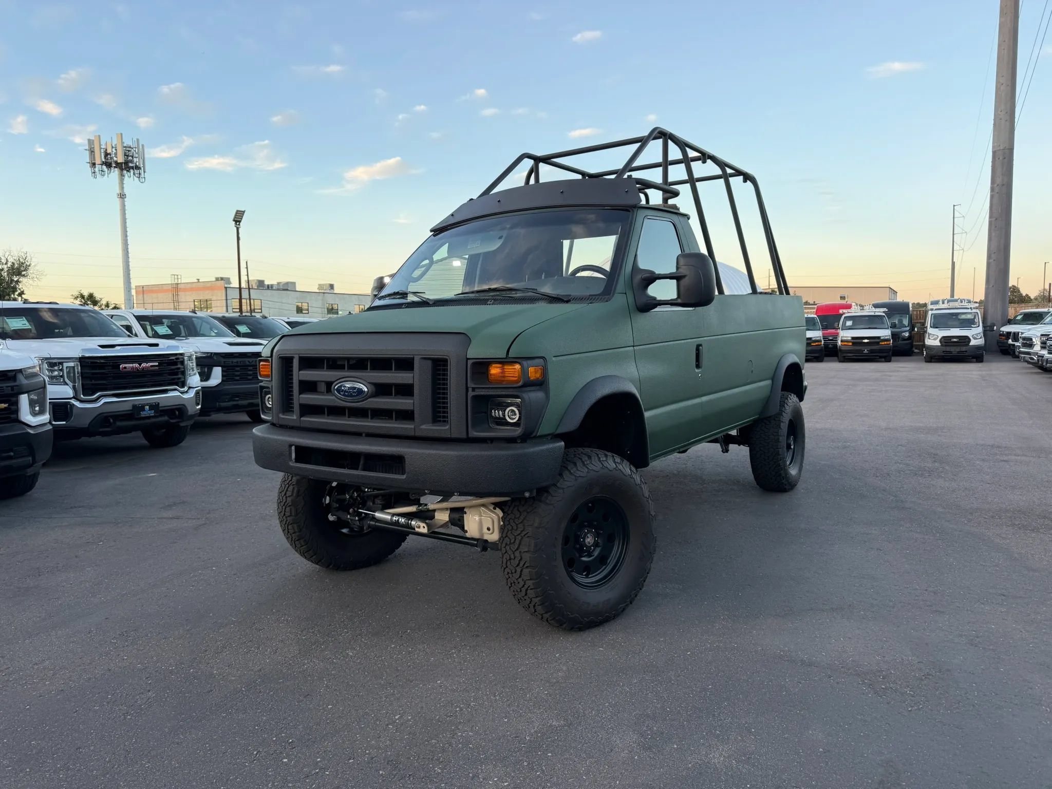 Used 2006 Ford E-250 and Econoline 250 RWD image 9