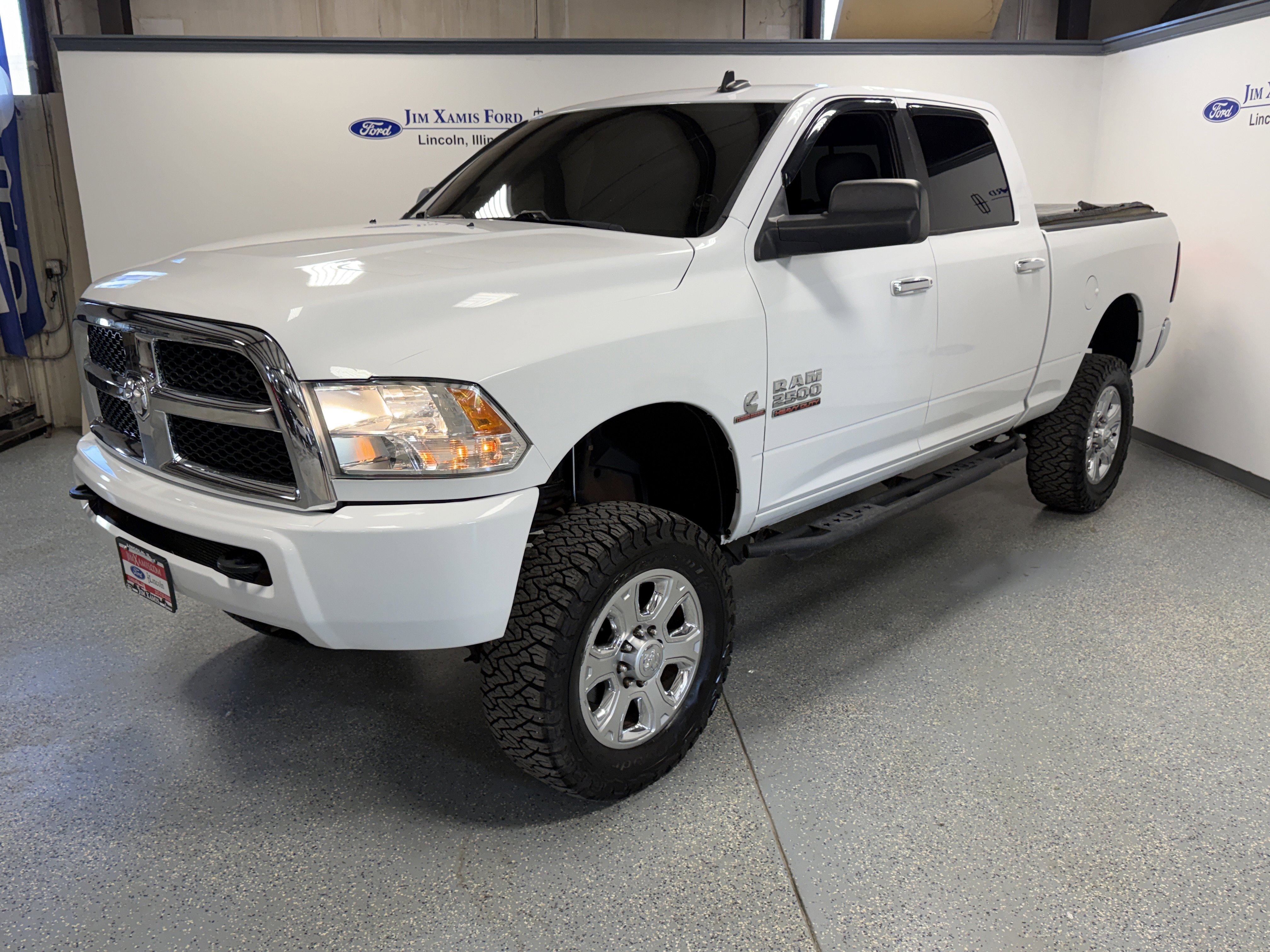 Used 2016 RAM 2500 SLT AWD/4WD image 3