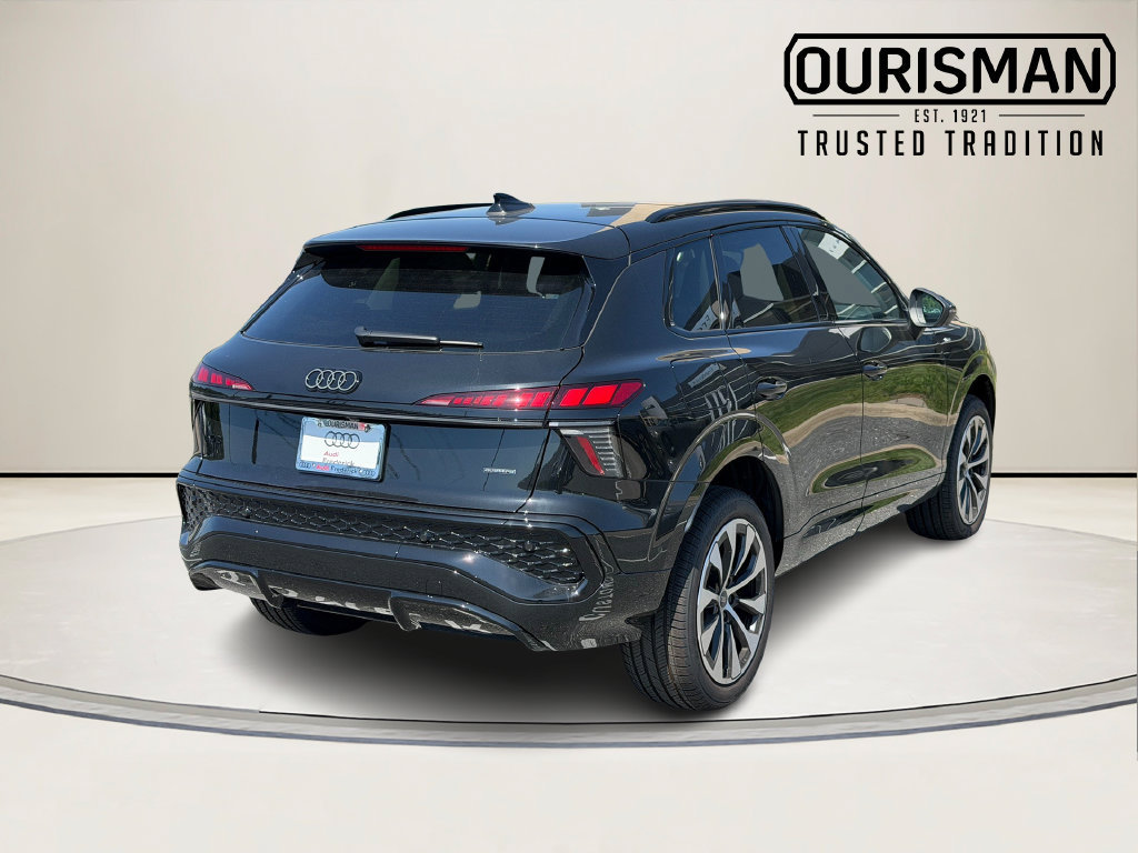 New 2026 Audi Q3 quattro 2.0T AWD/4WD image 3