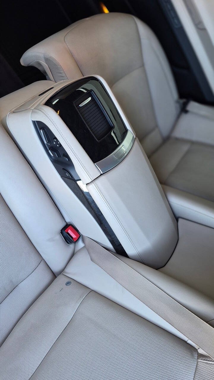 Used 2011 BMW 750Li xDrive AWD/4WD image 52