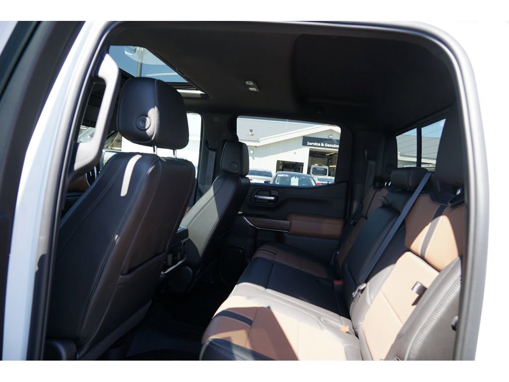 Used 2021 Chevrolet Silverado 1500 High Country image 19