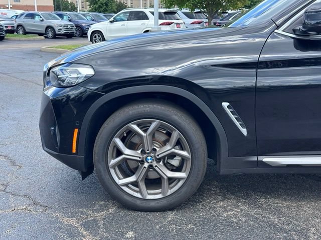 Used 2024 BMW X4 xDrive30i w/ Premium Package AWD/4WD image 8