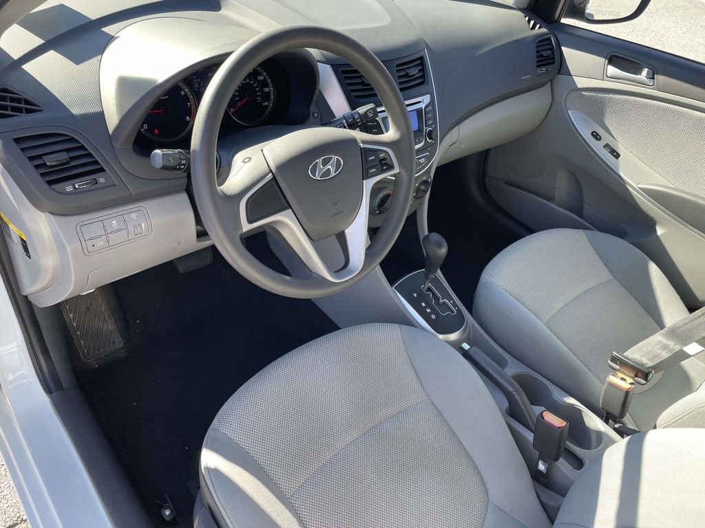 Used 2014 Hyundai Accent GS image 16