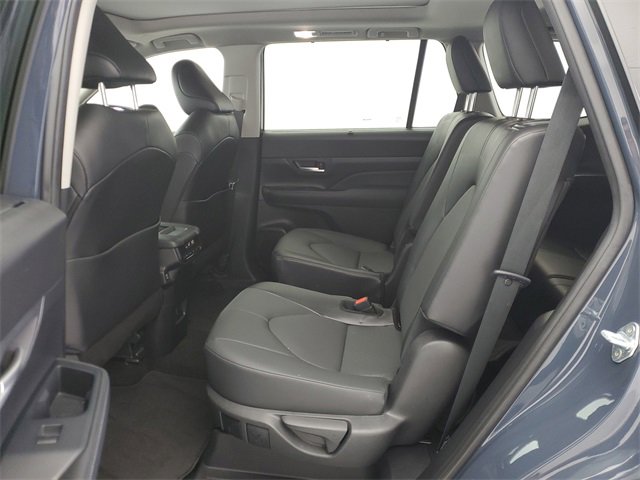 Used 2024 Toyota Grand Highlander XLE image 16