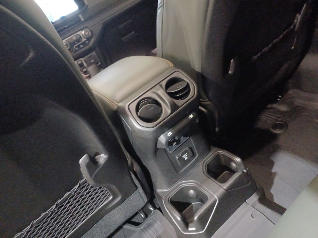 Used 2024 Jeep Gladiator Mojave image 22