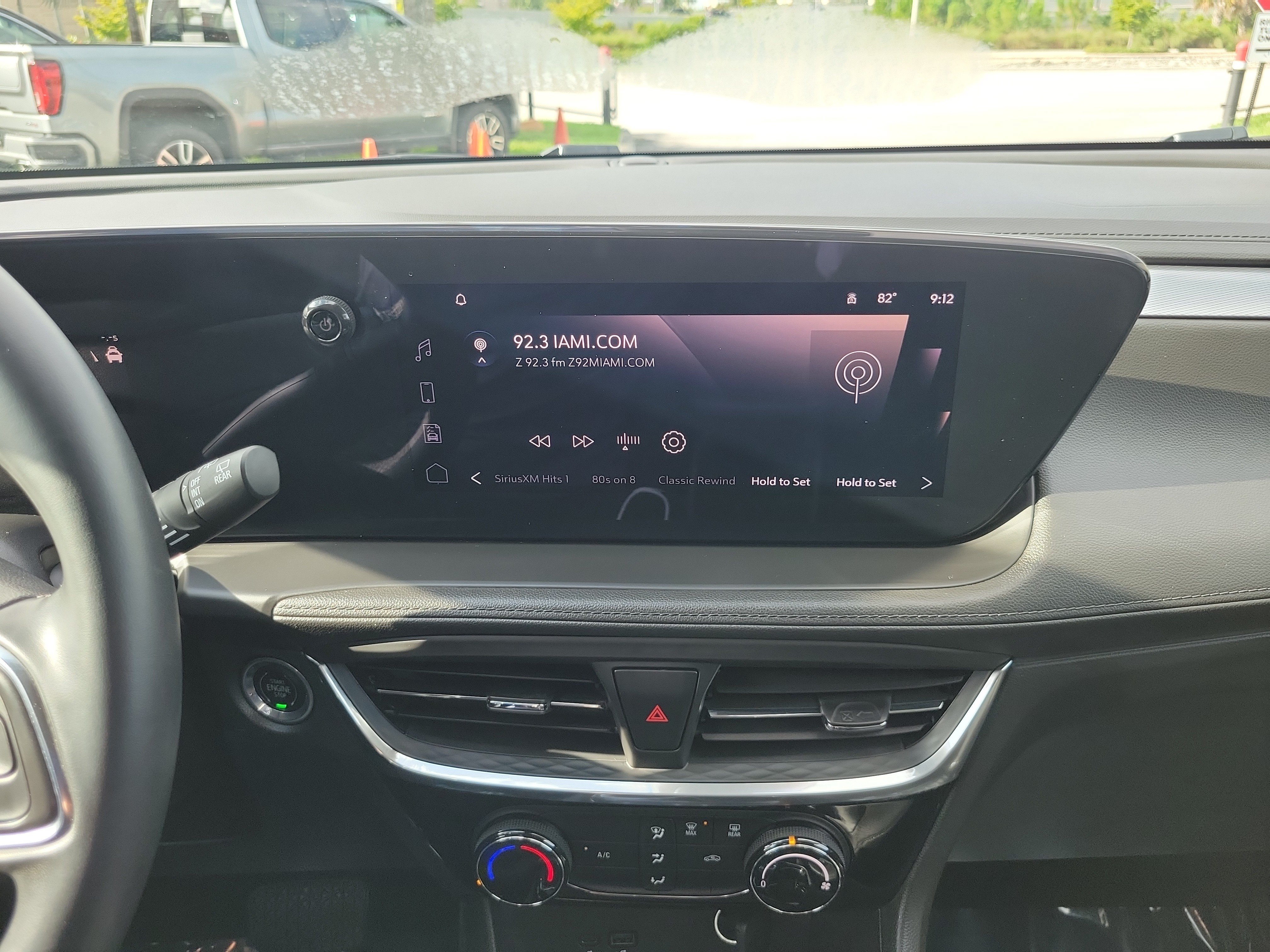 Used 2024 Buick Encore GX Sport Touring w/ Advanced Technology Package FWD image 23